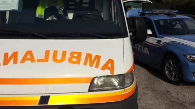 Montegranaro, si lancia dal terzo piano e muore