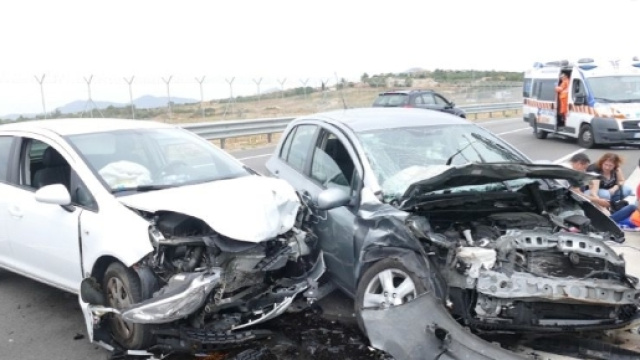 Pesaro: incidente stradale, ferita in modo grave una donna. (Foto di repertorio)