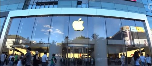 Apple Gets Better At TV/ Screencap from wochit tech via Youtube