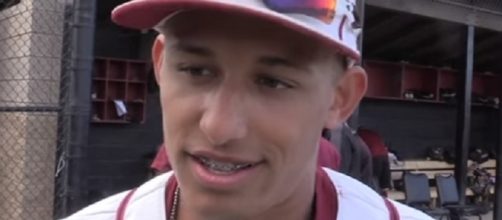 Royce Lewis signed a contract with Twins worth $6.725 million, a record for a high school player -- AIMsportstelevision via YouTube