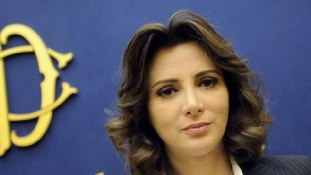 Anna Falcone, insieme a Tomaso Montanari autrice dell&rsquo;appello per una Sinistra unita senza il Pd di Renzi