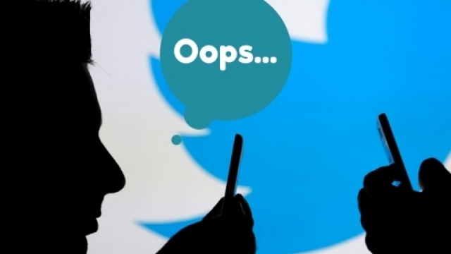 Un politicien publie par erreur un lien avec du contenu pornographique !