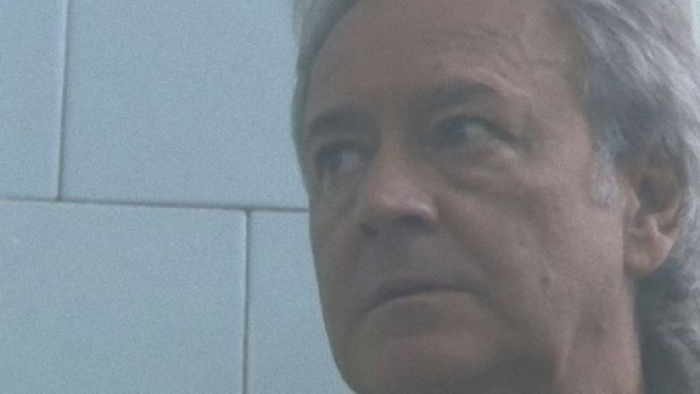 Upas: Denis in grave pericolo.