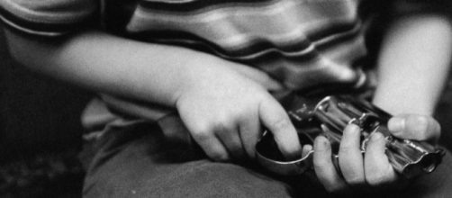 A recent study shows that nearly 5,790 children survive gunshot wounds, while 1,300 die in shooting. [Image via ABC News/go.com]