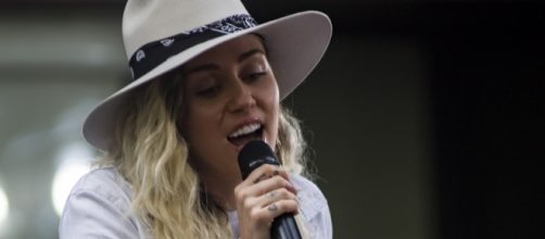 Miley Cyrus slammed Dolce & Gabbana for its politics. (Wikimedia/Casey J. Hopkins)