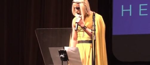 USD Drag Show 2017/ screencap from Austyn Thalmann via Youtube