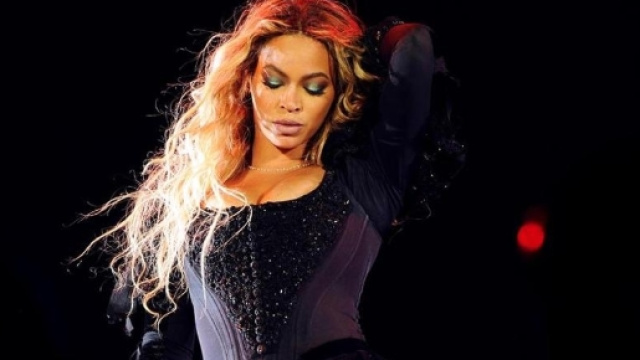 Beyonc&eacute;, cameretta da cinquecentomila dollari per i gemelli