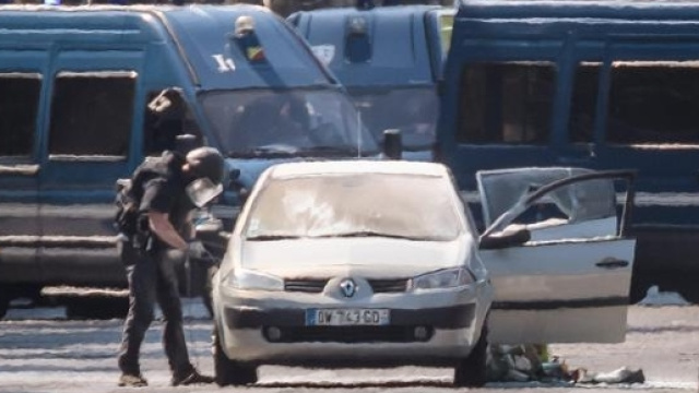 La macchina del terrorista dopo lo scontro