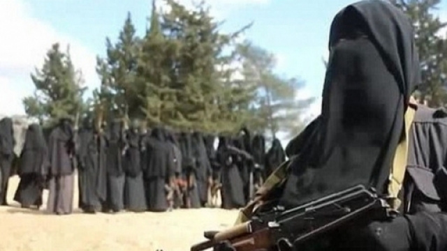 Lara Bombonati &egrave; stata fermata a Tortona. Gi&agrave; espulsa dalla Turchia, si occupava di logistica e supporto alle famiglie dei combattenti in Siria.