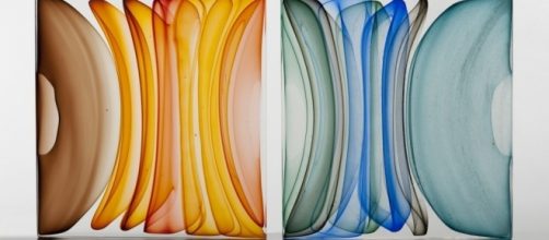 Beautiful glass art by Jamie Harris. / Photo via Blasting News and thomasrileystudio.com | Jamie Harris - thomasrileystudio.com