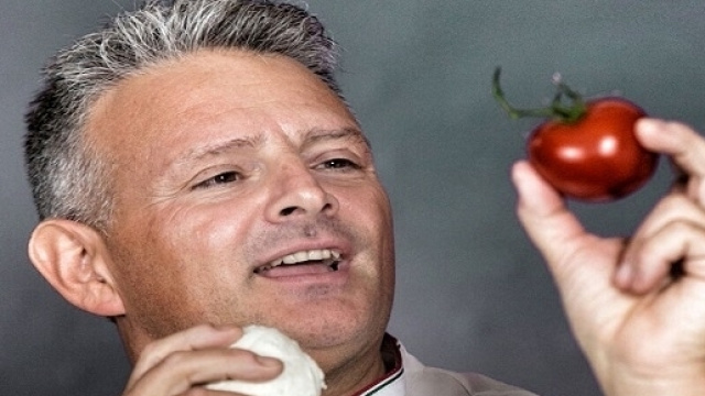 Giorgio Sabbatini: &egrave; di Milano il pizzaiolo pi&ugrave; bravo d'Italia