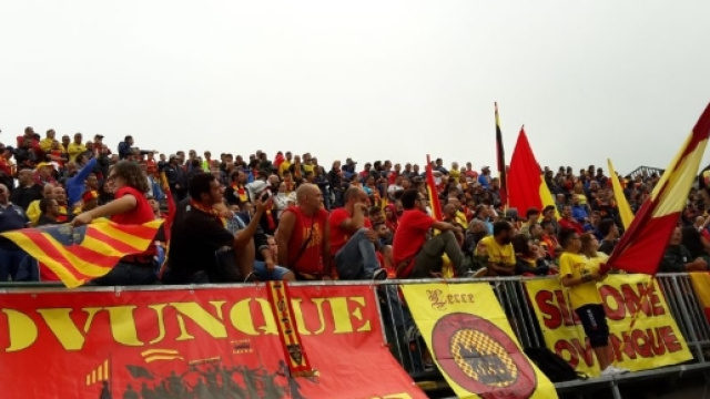 I tifosi del Lecce nella trasferta di Melfi