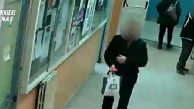 Medici assenteisti rinviati a giudizio.