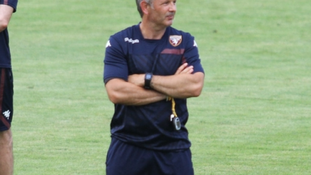 Toro, attacco a piedi invertiti e ordine in mediana: ecco il 4-3-3 ... - toronews.net