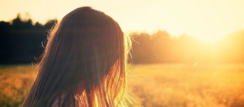 Sunshine boosts levels of serotonin - pixabay.com