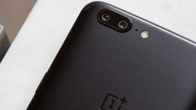 Ecco il nuovo OnePlus 5 che sar&agrave; presentato oggi 20 giugno