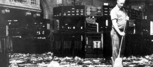 Stocks as expensive as 1929 crash, tech bubble, and financial ... - businessinsider.com