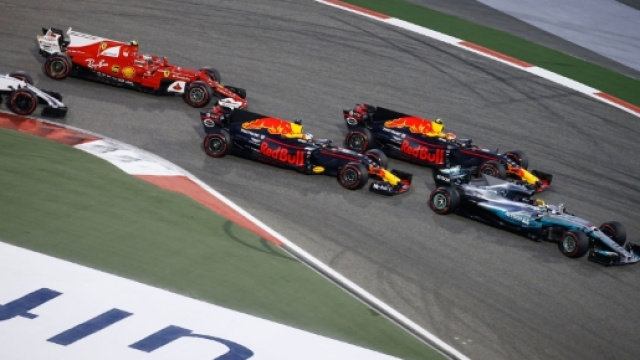 GP Bahrain F1 2017: Attimi e secoli, lacrime e brividi | #F1aFavola - circusf1.com
