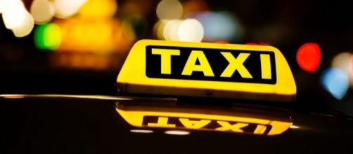 Uber drivers can now get tips from riders / Photo via Automobile Italia, Flickr