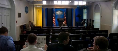 Brady Room 2007 / By Kellerbn, CC BY 2.5 (http://creativecommons.org/licenses/by/2.5)], via Wikimedia Commons