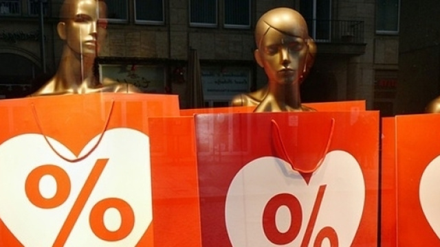 Calendario dei saldi estivi in Italia