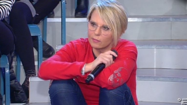 Uomini e donne, brutta notizia per la De Filippi