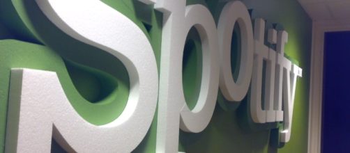 Create Spotify group playlists in Facebook Messenger / Photo via Sorosh Tavakoli, Flickr