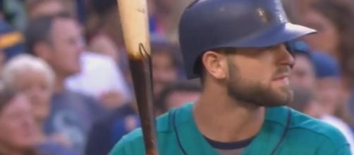 Hernandez in action, Youtube, MLB channel https://www.youtube.com/watch?v=1pxOTA8_Tx8