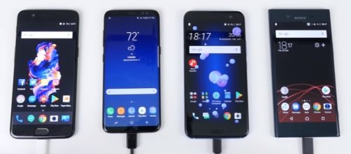OnePlus 5 vs Galaxy S8 vs HTC U11 vs Xperia XZ Premium - Battery Charging SPEED Test|| SupersafTV \Youtube