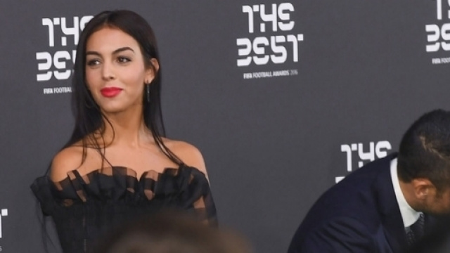 Georgina Rodriguez fait ses d&eacute;buts de mannequin&nbsp;! (PHOTO)