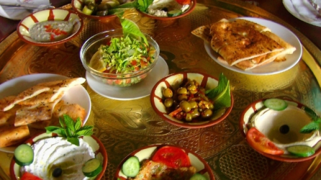 I fedeli musulmani che praticano il ramadan non possono bere n&eacute; mangiare dall'alba al tramonto. Foto: libanonweine.de.