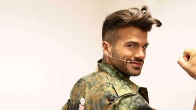 L'appello di Claudio Sona ai fan dopo l'assedio a Dandolo