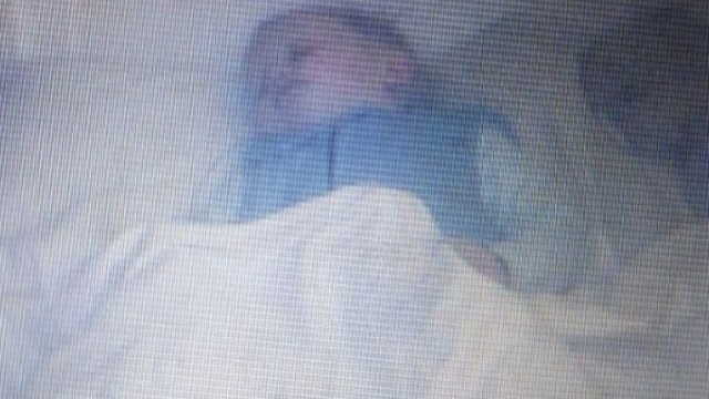 UK, fantasma dorme nella culla del bimbo