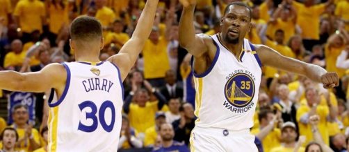 Curry y Durant han dominado las Finales (v&iacute;a Sport Illustrated)