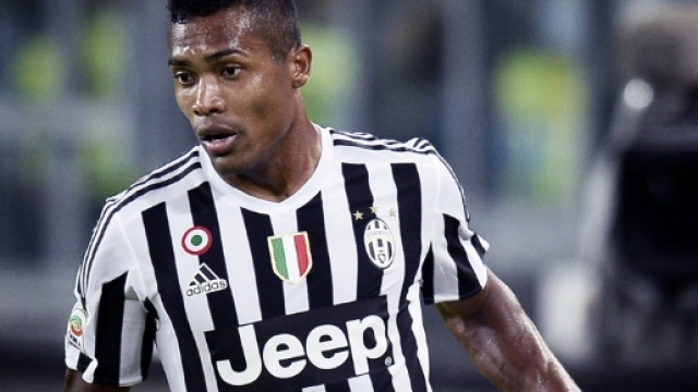 Calciomercato Juventus: cinque nomi per sostituire Alex Sandro- fantasportiva.it