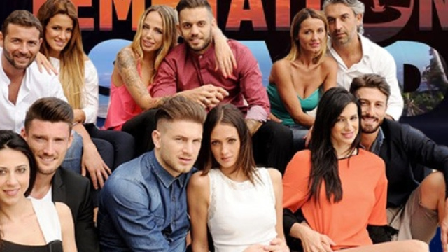 Temptation Island &ndash; Emanuele cade nella tentazione della single ... - social24.it