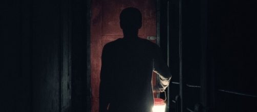 Cartel de 'Viene de Noche' (v&iacute;a Google)