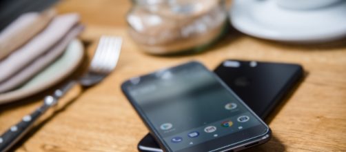 Google Pixel smartphones (via Flickr - Geenius Meedia)