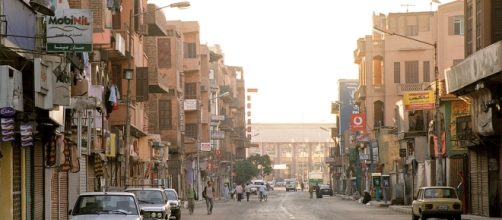 ''Sharia Mahattat'' (Railway Station Street), Luxor, Egypt (Image: Blueshade/ Wikimedia Commons (CC-2.0))