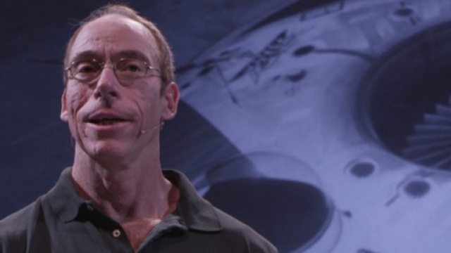 Il Dottor Steven Greer, uno dei pi&ugrave; famosi ufologi a livello internazionale, sostiene che gli extraterrestri sono gi&agrave; sul nostro pianeta