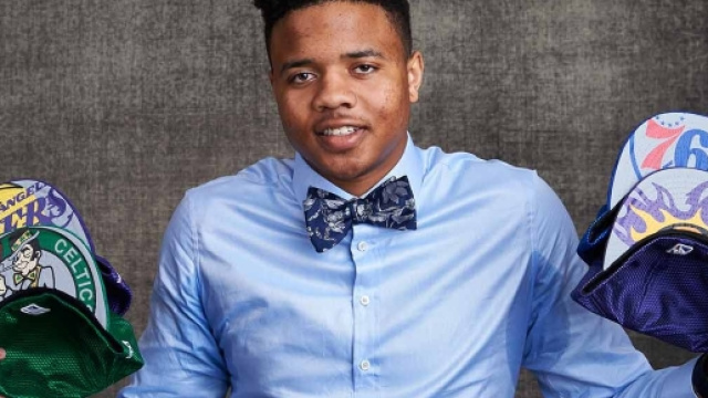 Markelle Fultz, prima scelta al draft nba selezionato dai Philadelphia 76ers (via- Sportillustraded)