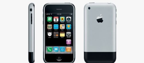 15 Products That Defined Apple's First 40 Years [Image via Wired/wired.com]