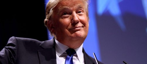 File:Donald Trump by Gage Skidmore 2.jpg - Wikimedia Commons - wikimedia.org