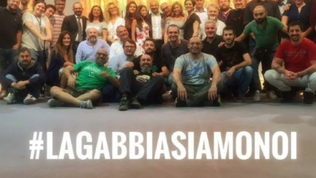 'La Gabbia' di Paragone chiude su La7.