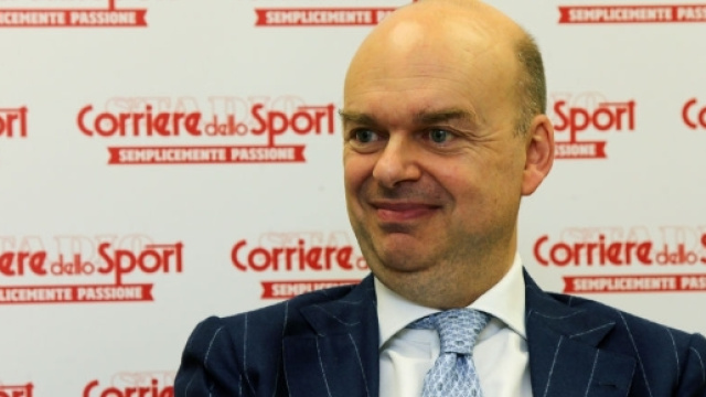 Milan, un inizio di mercato a gonfie vele