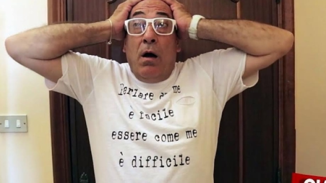 Piero Ciakky, comico salentino, in "M'hai esaurito"