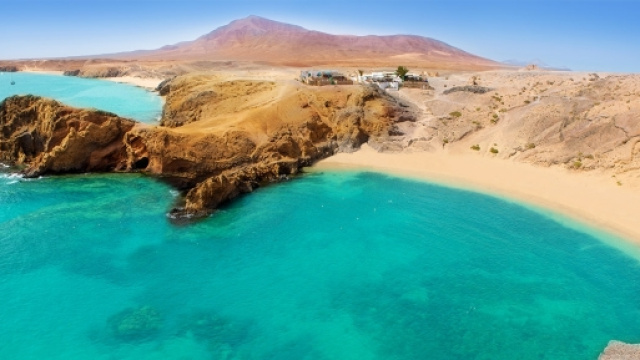 Playa del Papagayo, Lanzarote (via nuova-vita)