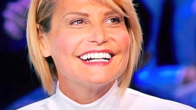 Simona Ventura, il ritorno in tv &egrave; ostico - today.it