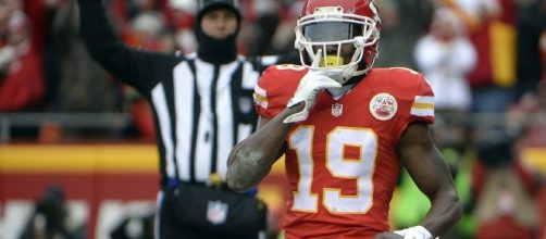 NFL roundup: Jeremy Maclin to return for Thursday Night Football - fansided.com