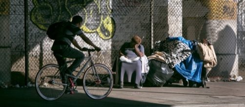 Report Finds Los Angeles at Risk of Decline - The New York Times - nytimes.com